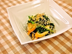 プチプチとニラの中華和え