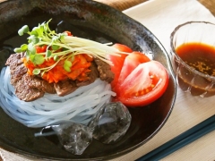 満腹焼肉つけ麺マロニー