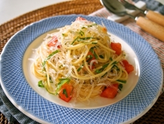 トマトとしらすのプチプチ冷製パスタ