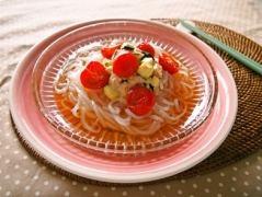 夏野菜のツナマヨマロニー